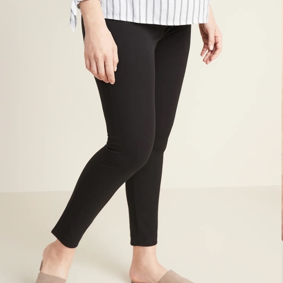 Old Navy Maternity Side-Panel Pixie Ankle Pants - Picture 1 of 3